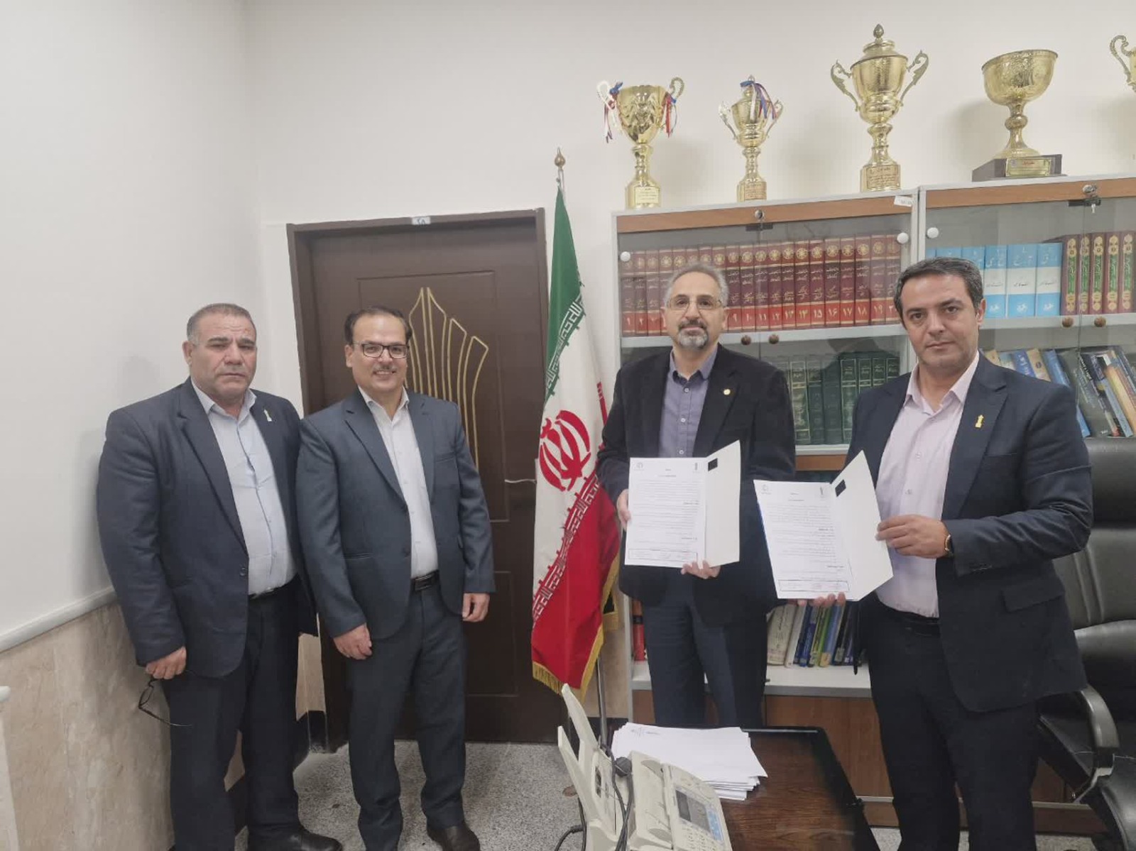 تفاهمنامه همکاری دانشگاه جامع علمی و کاربردی اردبیل با انجمن مدیریت سبز ایران